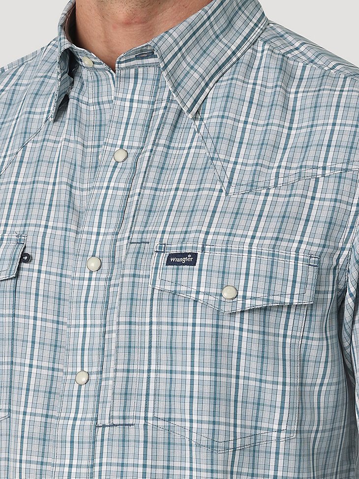 Men's Wrangler Performance Snap Long Sleeve Plaid Shirt in Teal Plaid