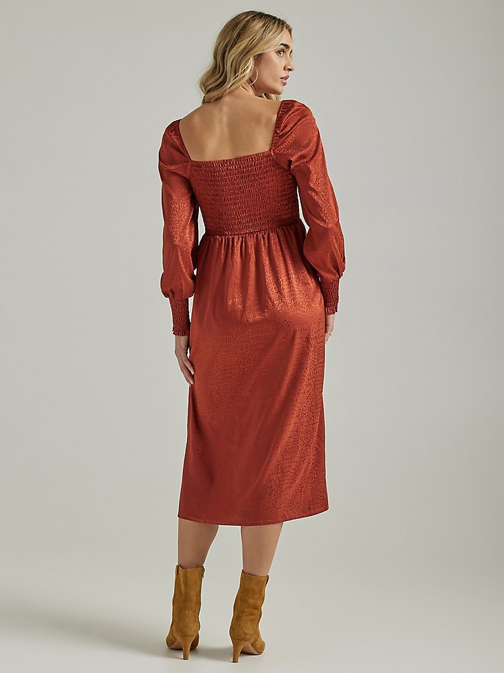 Women's Wrangler Retro Shine Smocked Bodice Dress in Mahogany
