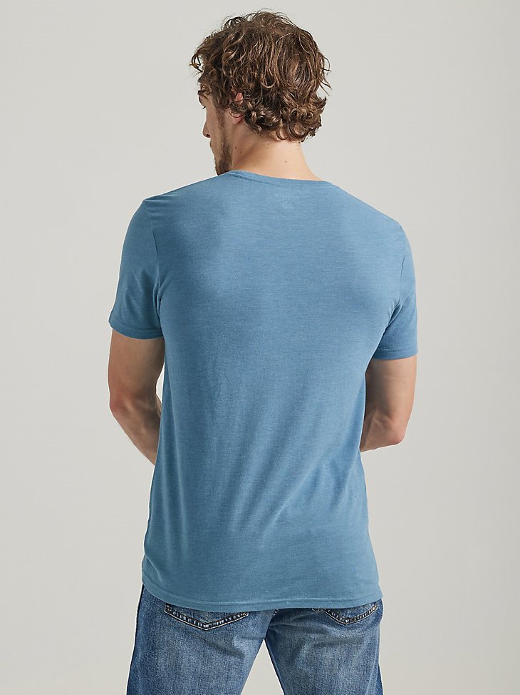 Men's Oval Logo Graphic T-Shirt in Medium Blue
