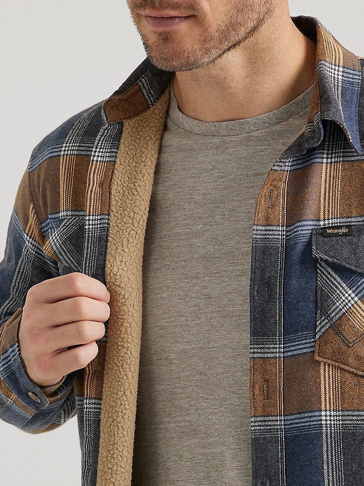 Men's Heavyweight Sherpa Lined Shirt Jacket in Jet Black