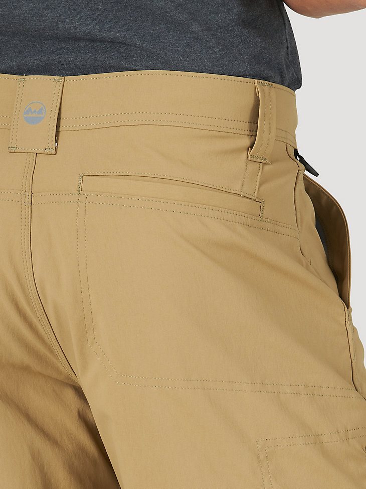 Men's Outdoor Performance Utility Short in Elmwood