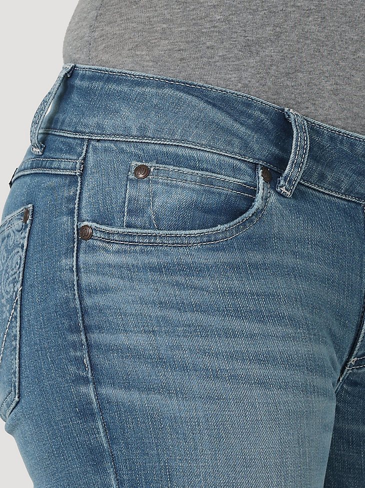 Women's Wrangler Retro Mae Paisley Pocket Bootcut Jean in Paige