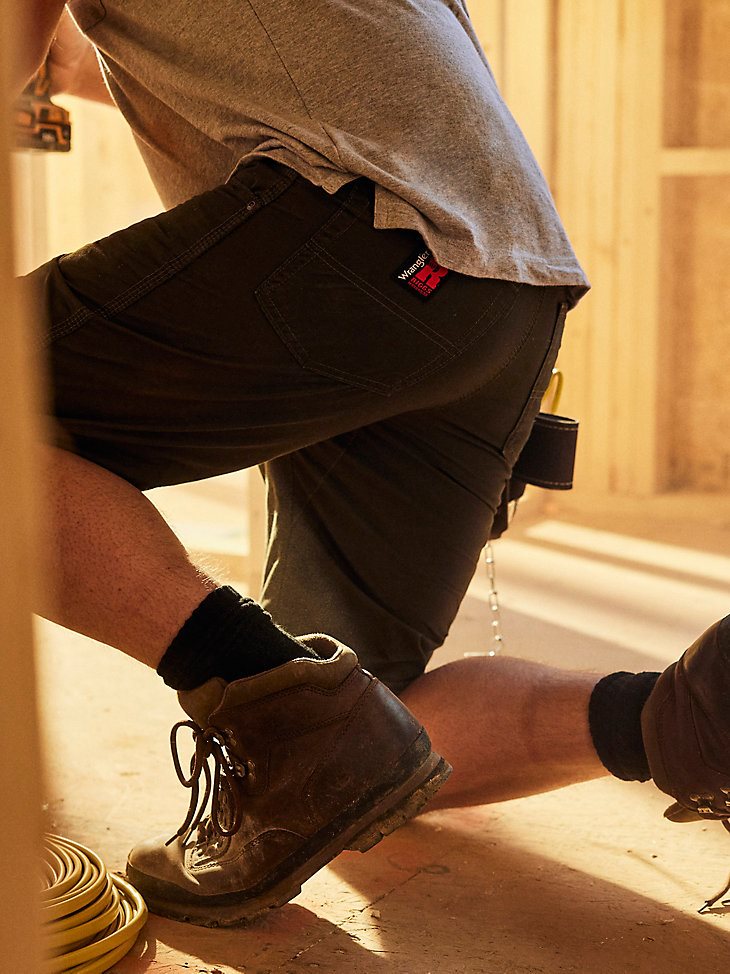 Wrangler RIGGS Workwear Technician Short in Loden