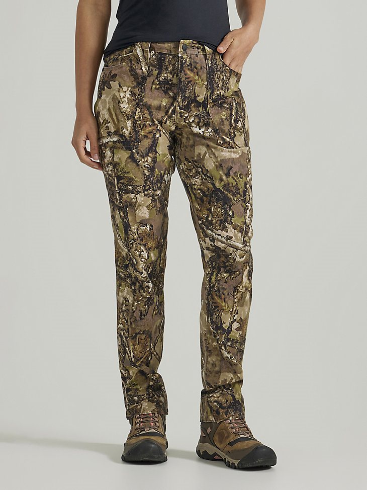 ATG Wrangler Hunter Women's Sierra Slim Pant in Warmwoods Camo