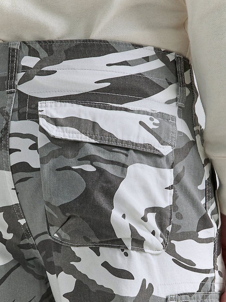 Men's Wrangler Authentics Cargo Short in White Camo