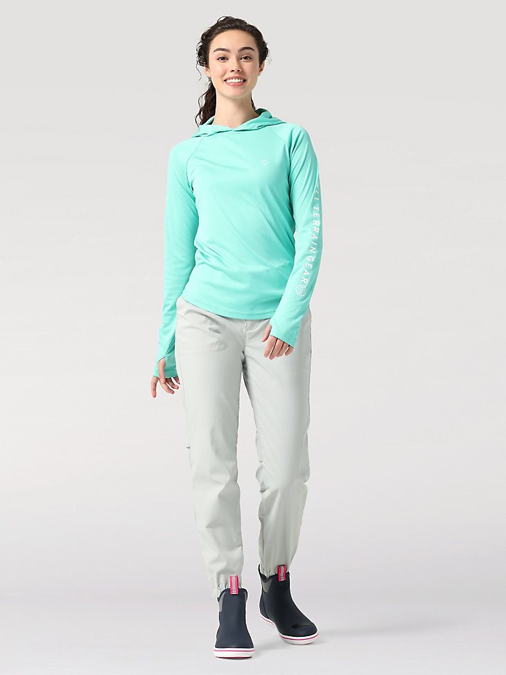 ATG Wrangler Angler Women's Hooded Sun Tee in Turquoise