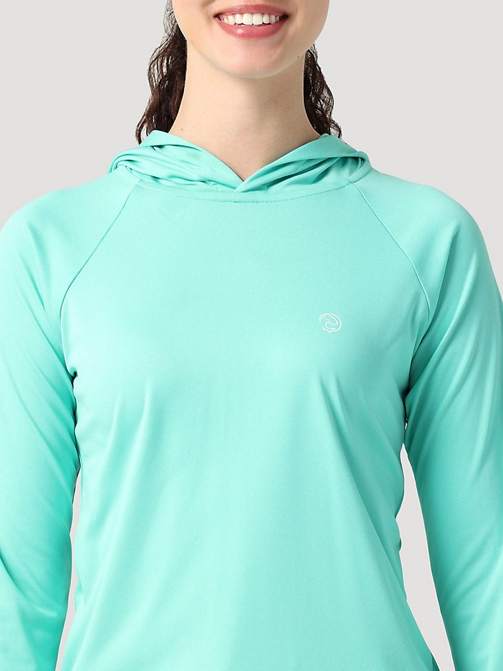 ATG Wrangler Angler Women's Hooded Sun Tee in Turquoise