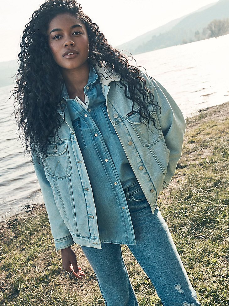 Women's Girlfriend Sherpa Jacket in Sunrise