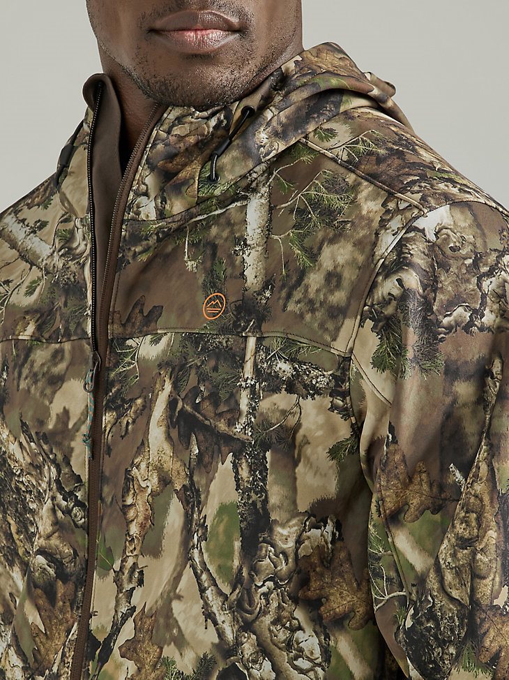 ATG Wrangler Hunter Men's Destination Jacket in Warmwoods Camo