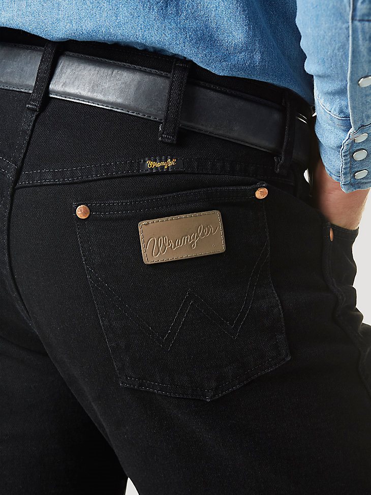 Wrangler Cowboy Cut Original Fit Active Flex Jeans in Black