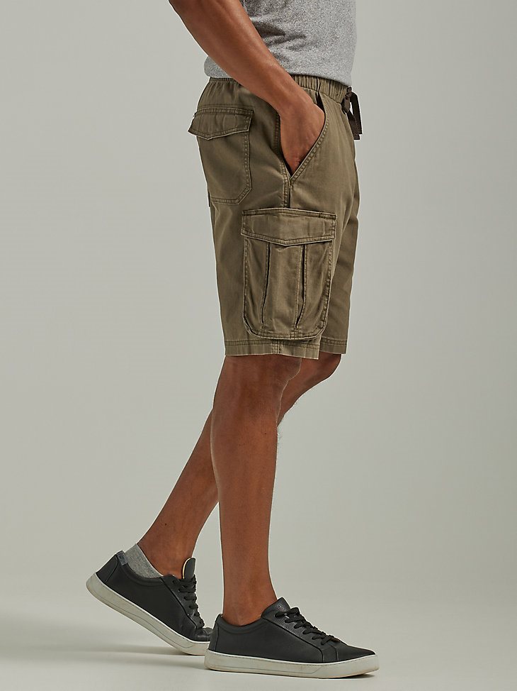 Men's Free To Stretch Drawstring Cargo Short in Pine Green
