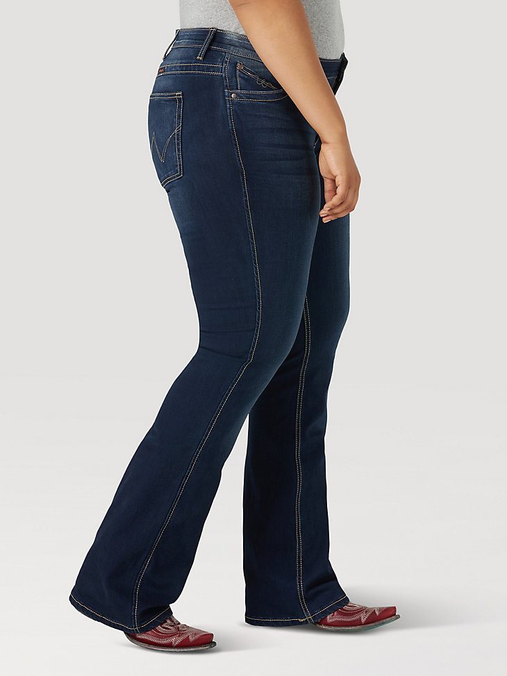 Women's Wrangler Ultimate Riding Jean Q-Baby (Plus) in NR Wash