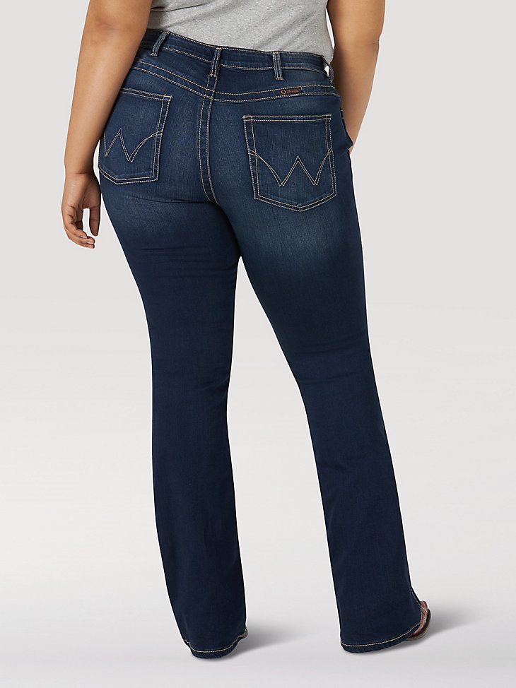 Women's Wrangler Ultimate Riding Jean Q-Baby (Plus) in NR Wash