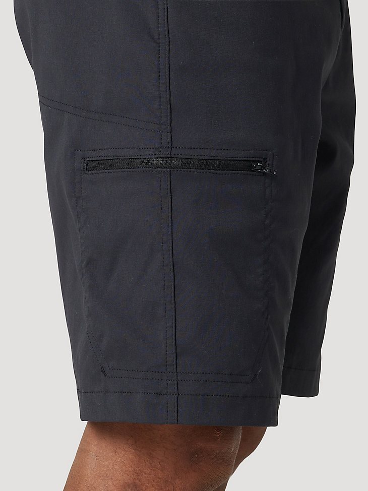 Men's Flex Waist Outdoor Cargo Short in Caviar