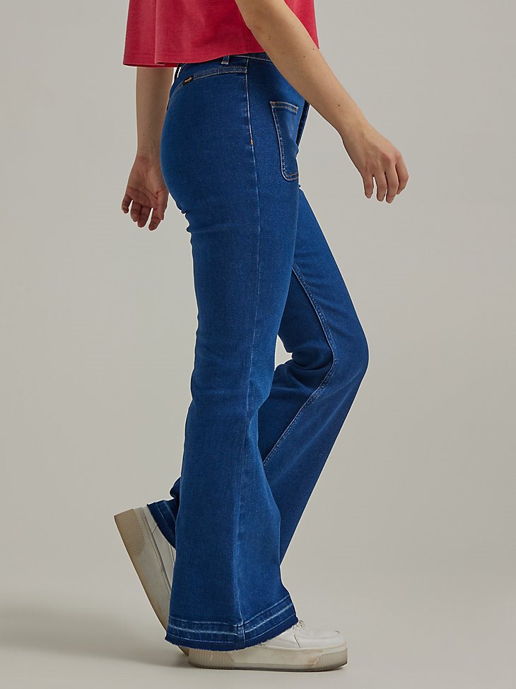 Women's High Rise Folklore Flare Jean in Wrangler Blue