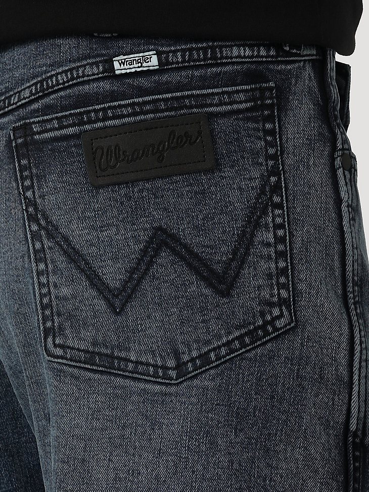 Men's Relaxed Taper Jean in Tahoka