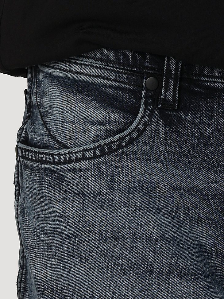Men's Relaxed Taper Jean in Tahoka