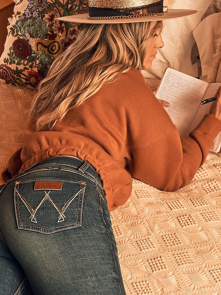 Women's Wrangler Retro Mae Jean in MS Wash