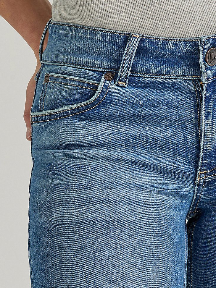 Women's Wrangler Retro Mae Released Hem Mid Rise Trouser Jean in Brianna