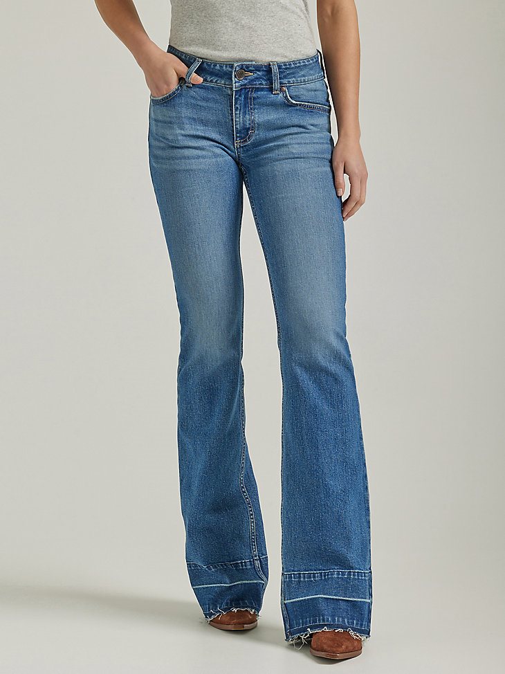 Women's Wrangler Retro Mae Released Hem Mid Rise Trouser Jean in Brianna