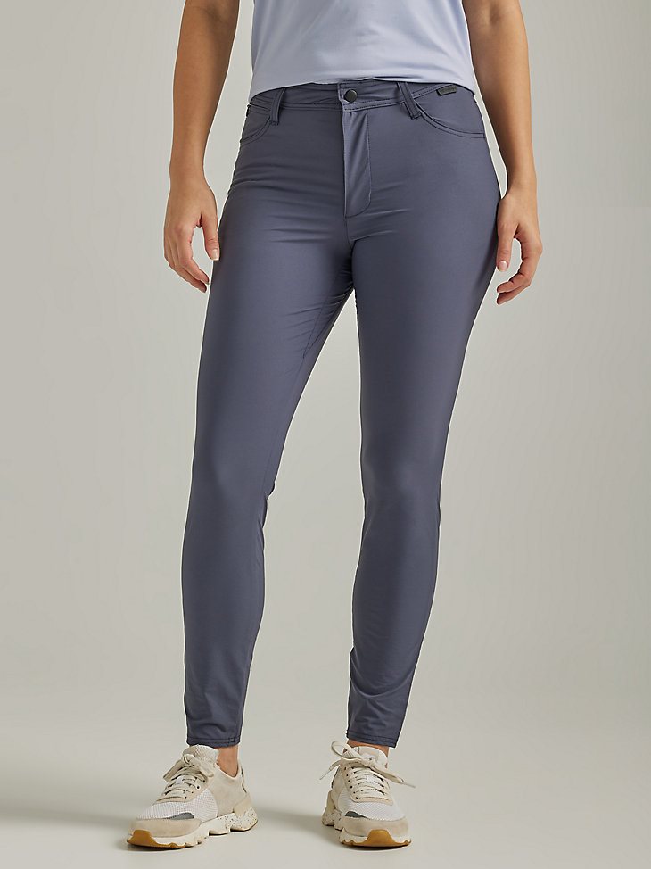 ATG By Wrangler Women's FWDS Skinny Pant in Blue Nights